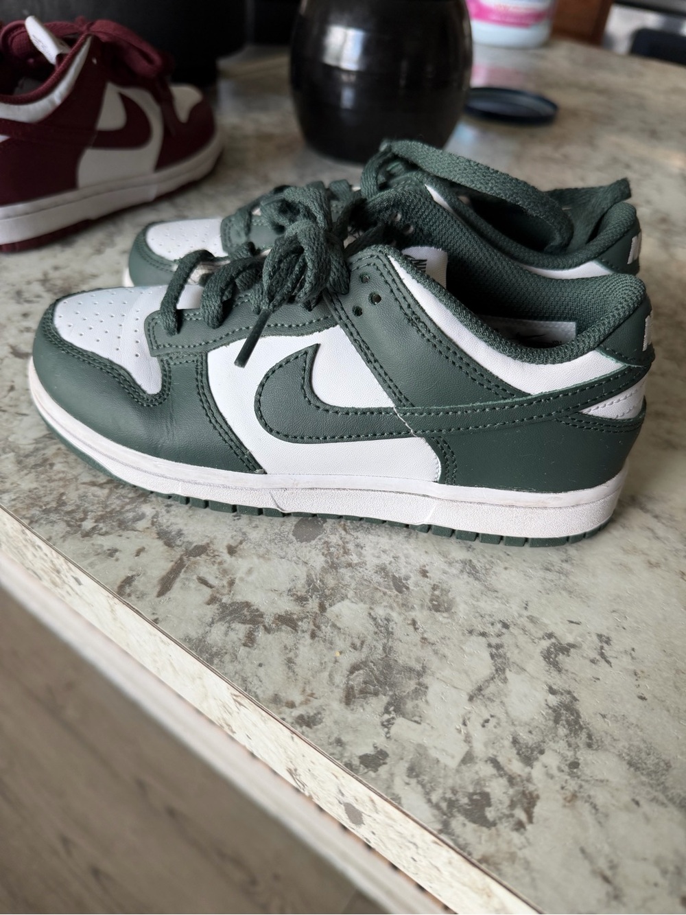 Nike Kids Green and White Low-Top Sneakers - Picture 4 of 4